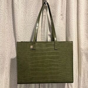 Béis The Work Tote in Olive Croc